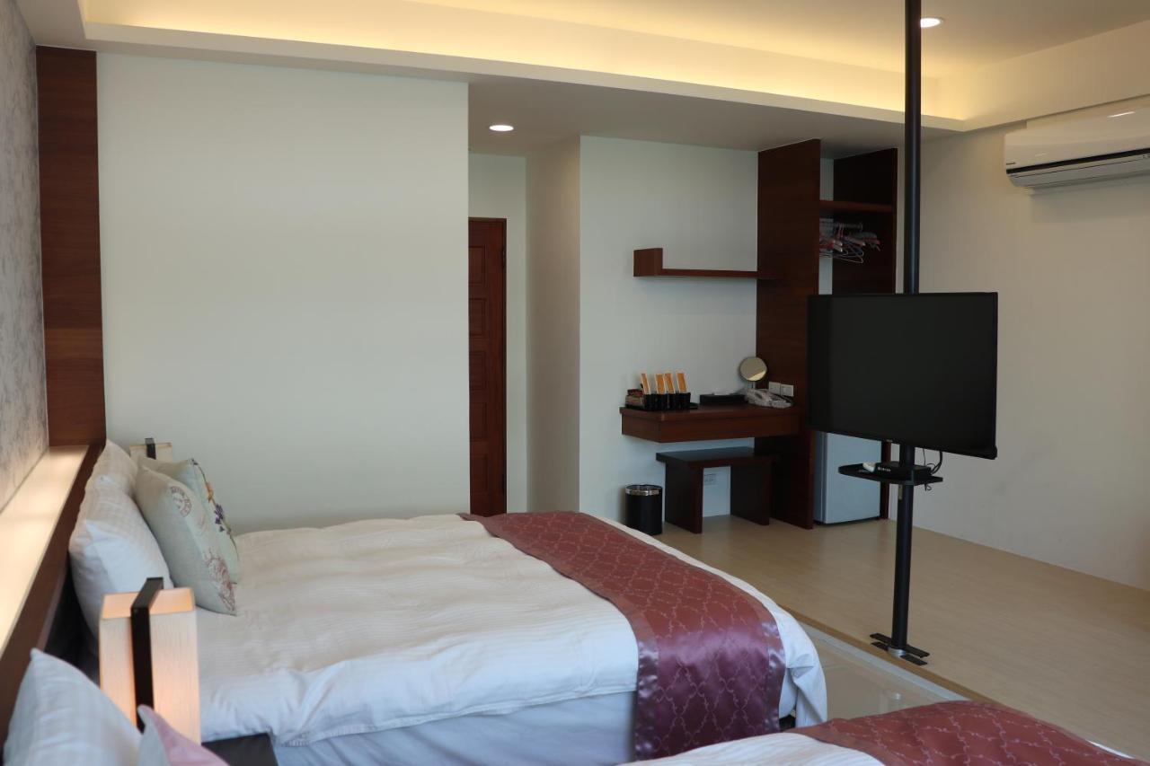 Sky Ocean Apartment Yilan Exterior photo